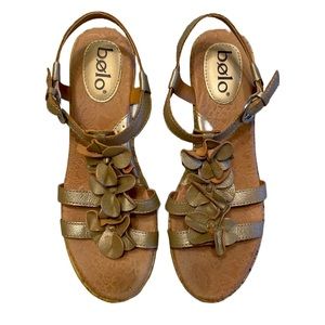 Bolo Flower Strappy Wedge Sandals Size 8M